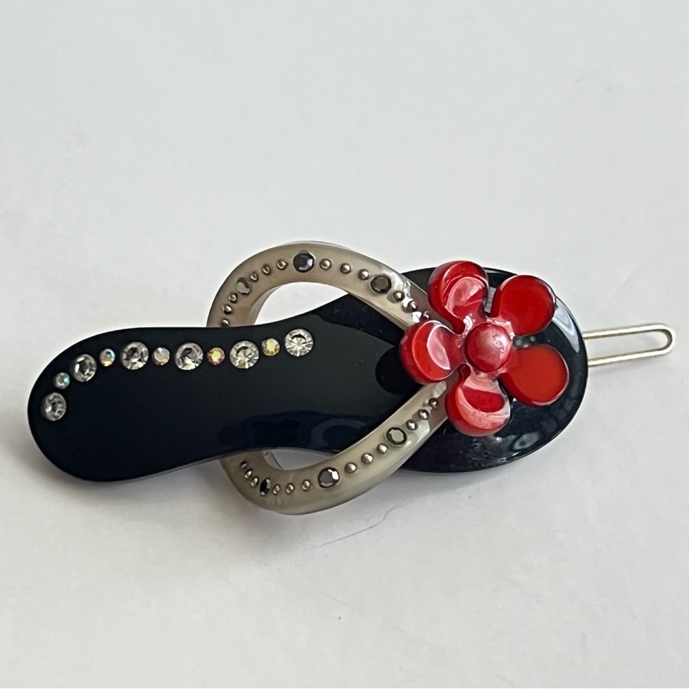 Vintage Rena Chris Y2K Black Flipflop Hair Clip